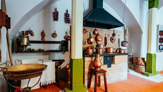 Muižas virtuves ekspozīcija